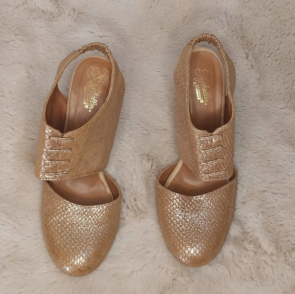 Seychelles classic metallic